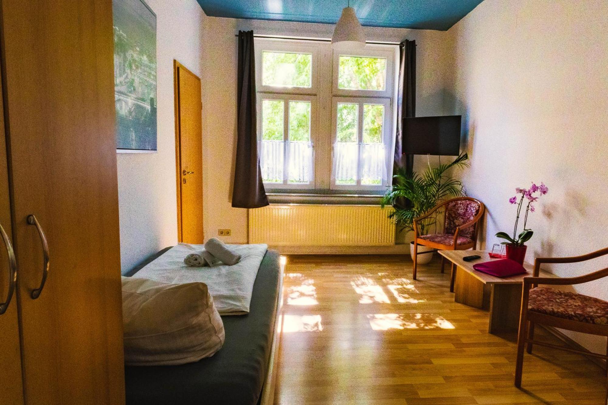 Altstadtperle Central-Inn Дрезден Екстериор снимка